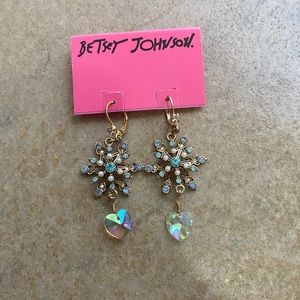 Betsey Johnson snowflake earrings